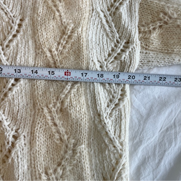 Vintage Evan Picone Cream Cable Knit Cardigan - Picture 6 of 8